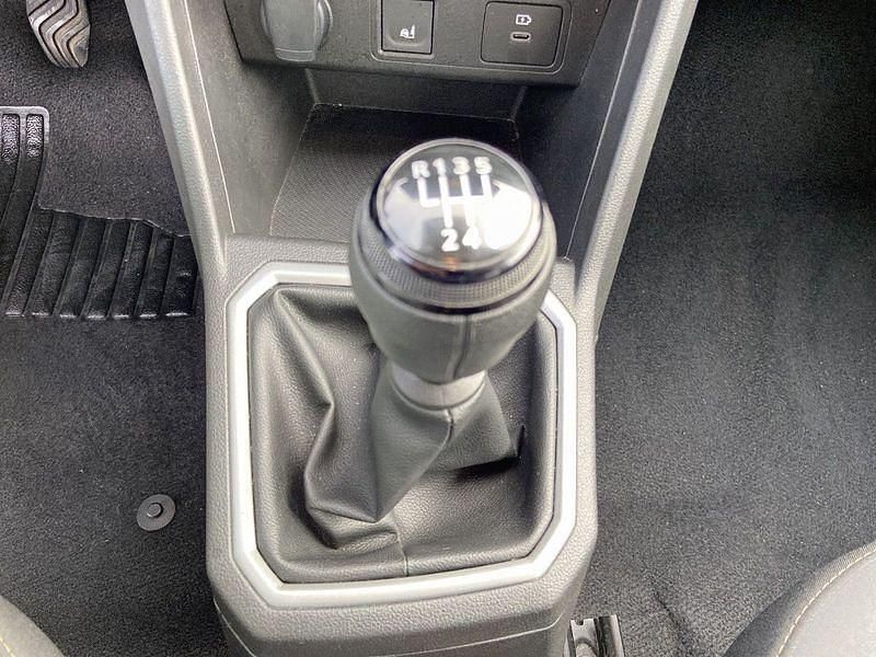 Occasion Dacia Sandero Extreme 110 ch (80 kW) 2024 Bleu iron métal Citadine