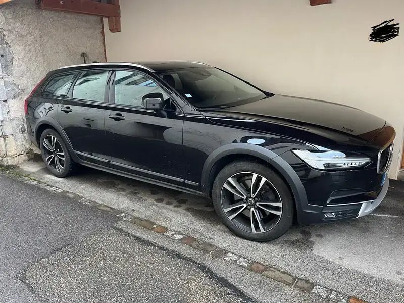 Utilisé 2017 Volvo V90 CC Pro Break | 19 990 € - Image 1/4
