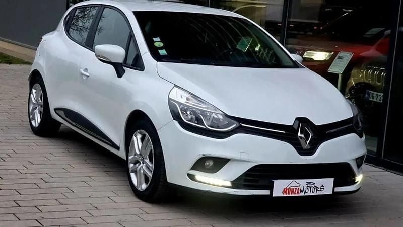 Blanc Occasion 2018 Renault Clio IV Business Berline | 11 900 € (Bon prix) - Image 1/4