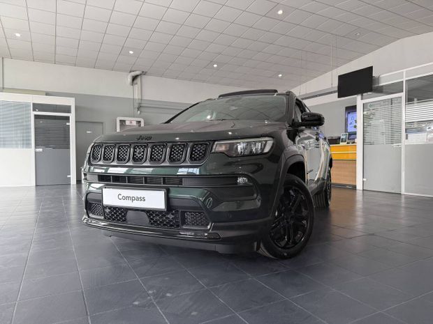 Noir Utilisé 2025 Jeep Compass North SUV | 35 690 € (Prix assez cher) - Image 1/4