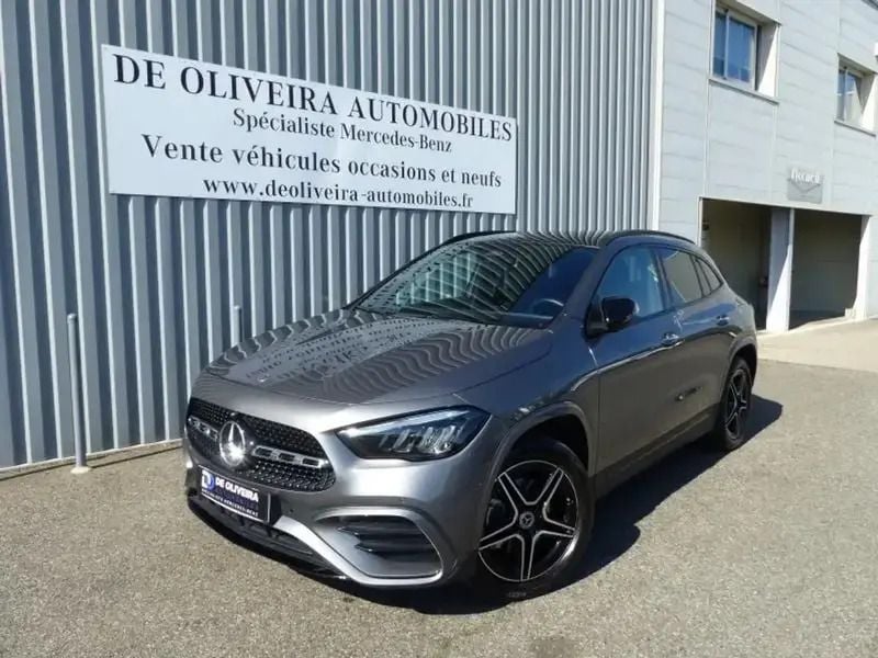 Gris Utilisé 2024 Mercedes GLA250 AMG line SUV | 44 500 € - Image 1/4