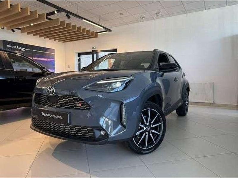 Nouvelle 2025 Toyota Yaris Hybrid Sport | 30 980 € (Prix juste) - Image 1/1