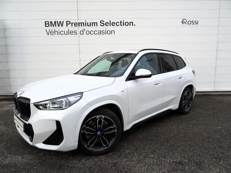 Blanc Utilisé 2023 BMW iX1 M Sport SUV | 42 980 € (Prix juste) - Image 1/4