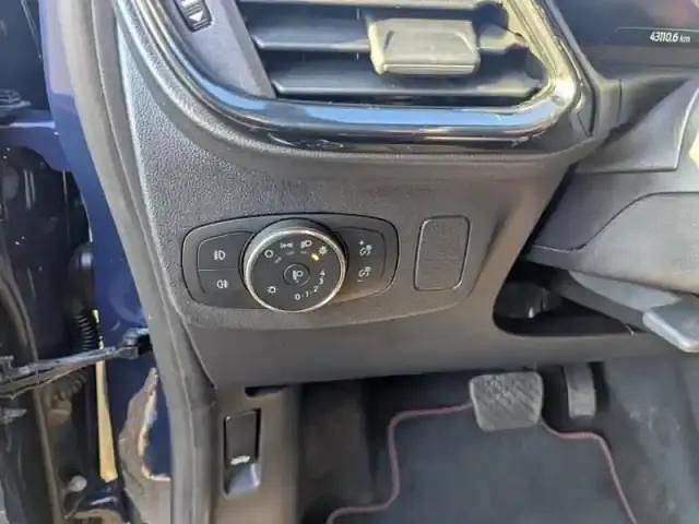 Occasion Ford Puma ST-Line 2022 Peinture non métallisée bleu abysse SUV