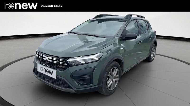 Gris Utilisé 2023 Dacia Sandero Essentiel Citadine | 14 480 € (Prix juste) - Image 1/4