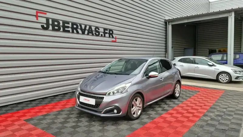 Utilisé 2019 Peugeot 208 Allure Citadine | 9 990 € (Bon prix) - Image 1/4