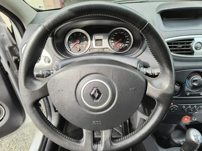 Occasion Renault Clio II Dynamique 106 ch (77 kW) 2007 Berline