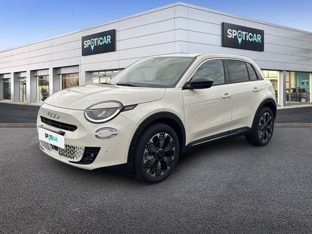 Utilisé 2025 Fiat 600E La Prima | 29 990 € (Bon prix) - Image 1/4