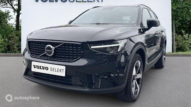 Noir Utilisé 2024 Volvo XC40 Ultimate SUV | 37 299 € (Prix cher) - Image 1/4