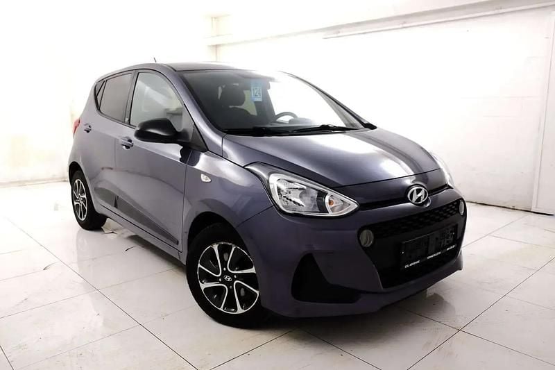 Gris Utilisé 2018 Hyundai i10 Citadine | 8 950 € (Super prix) - Image 1/4