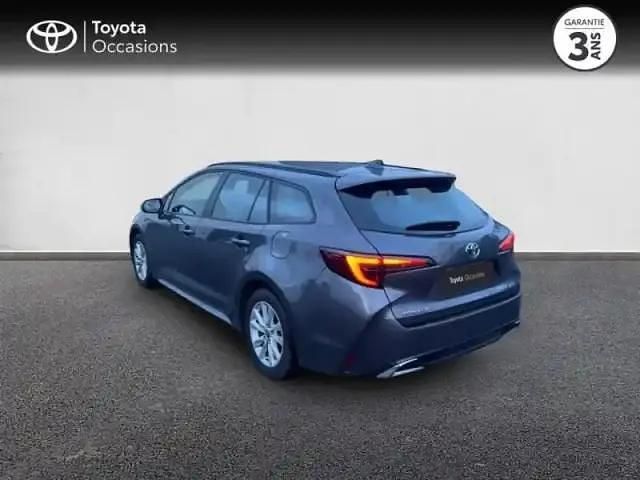 Occasion Toyota Corolla Business Edition 2025 Gris atlas métallisé Break