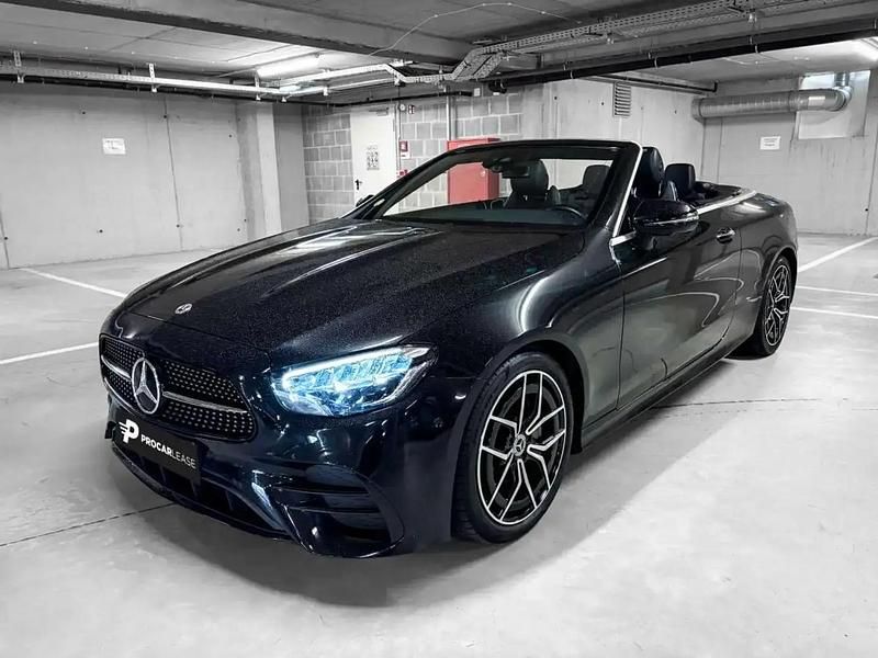 Noir Utilisé 2022 Mercedes E220 Cabriolet | 46 990 € (Prix juste) - Image 1/4