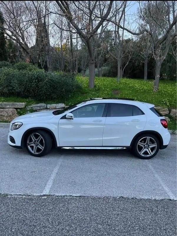 Utilisé 2018 Mercedes GLA220 Business SUV | 9 500 € - Image 1/4