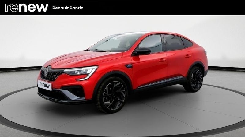 Rouge Utilisé 2024 Renault Arkana SUV | 27 990 € (Prix juste) - Image 1/3