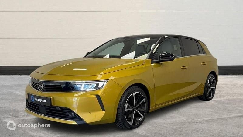 Jaune Utilisé 2023 Opel Astra Ultimate Berline | 19 999 € (Bon prix) - Image 1/4