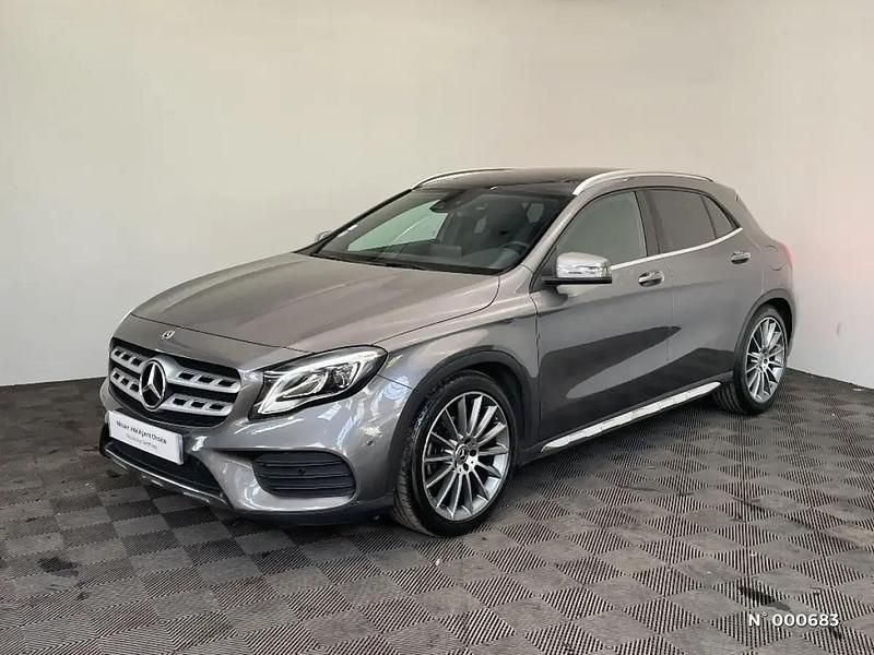 Gris Utilisé 2019 Mercedes GLA180 SUV | 25 490 € (Bon prix) - Image 1/4