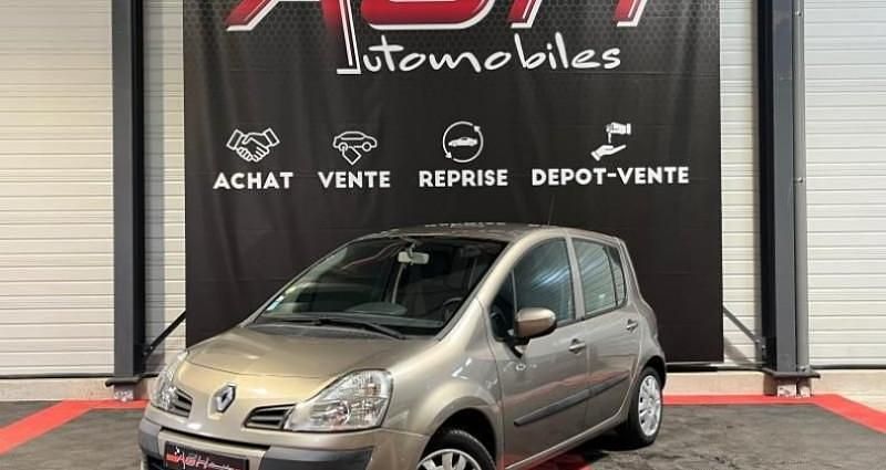 Beige Utilisé 2010 Renault Modus Expression Monospace | 3 990 € - Image 1/4