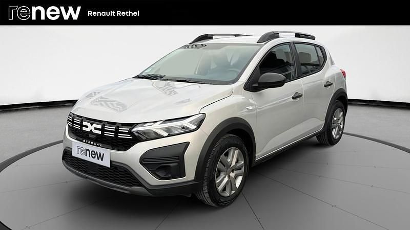 Occasion Dacia Sandero Essentiel 2023 Gris Citadine