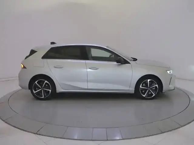 Occasion Opel Astra Business 180 ch (132 kW) 2023 Gris Berline