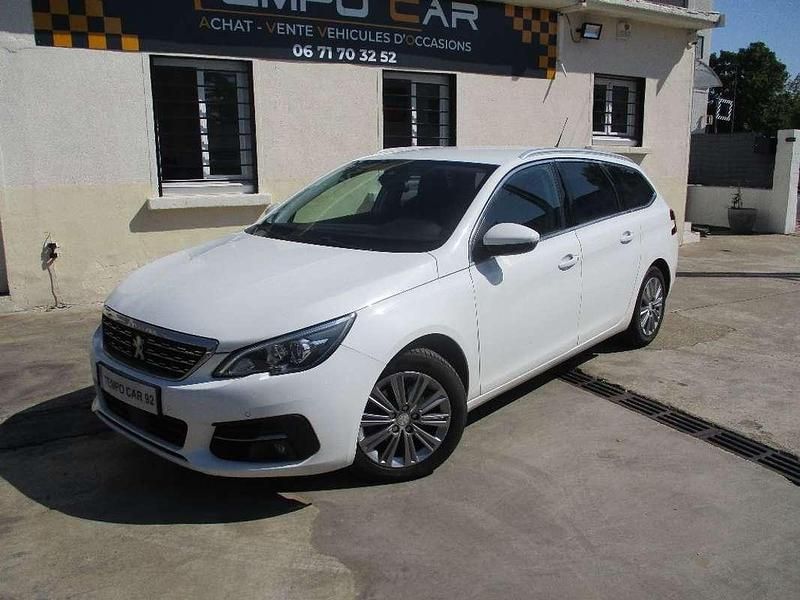 Occasion Peugeot 308 Allure 131 ch (96 kW) 2021 Blanc Break