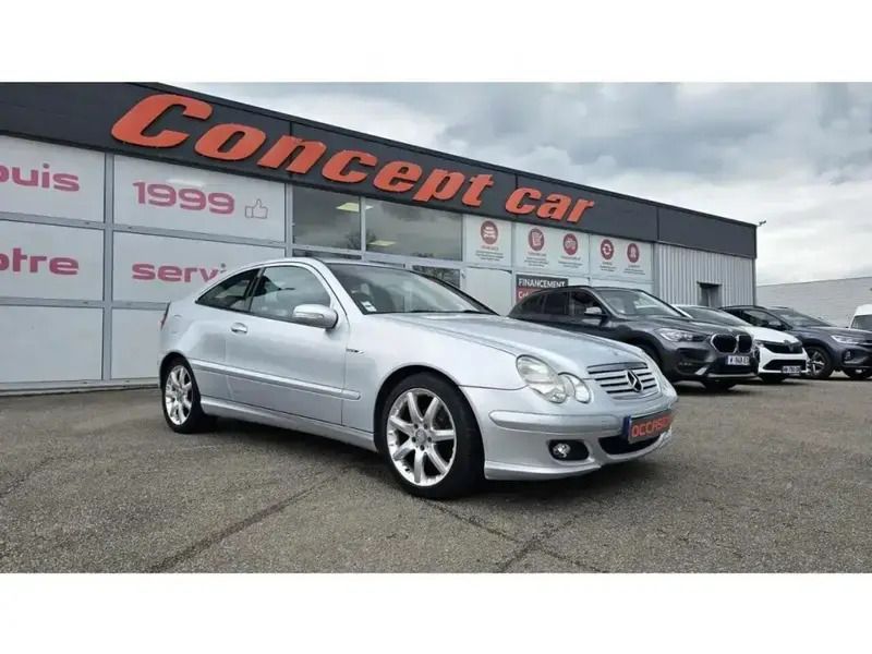 Argent Utilisé 2004 Mercedes 220 Edition Coupé | 8 590 € - Image 1/4