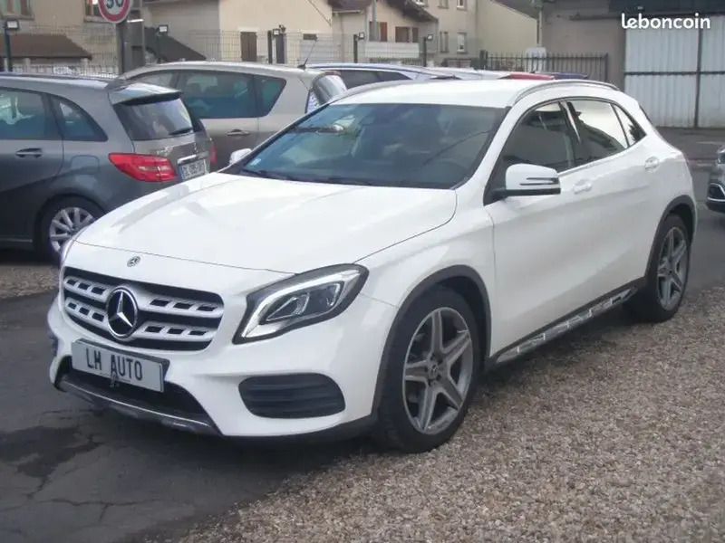 Blanc Utilisé 2019 Mercedes GLA180 SUV | 22 490 € (Prix juste) - Image 1/4