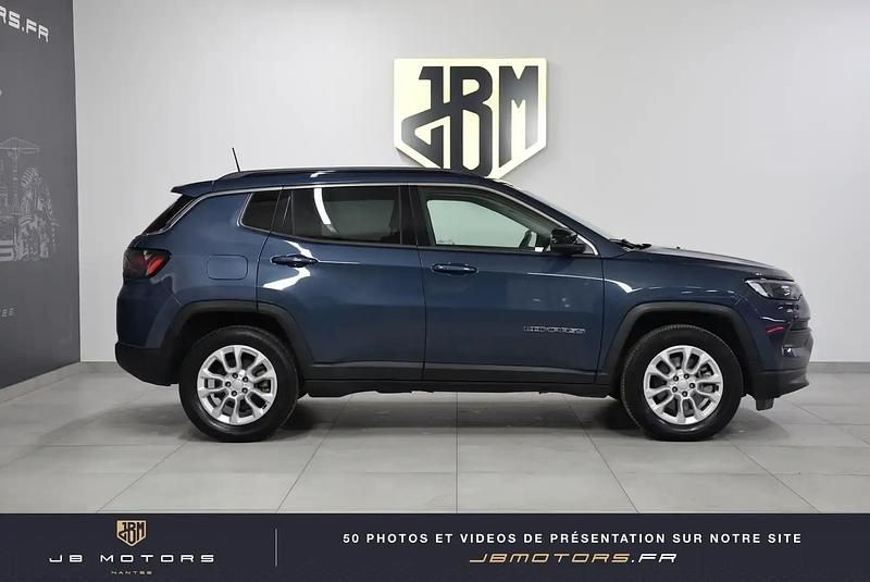 Gris Utilisé 2021 Jeep Compass Limited SUV | 22 950 € (Prix juste) - Image 1/4
