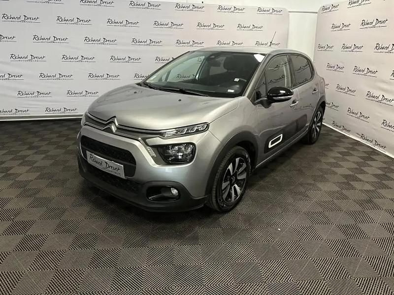 Gris Utilisé 2024 Citroën C3 PureTech Citadine | 15 990 € (Prix juste) - Image 1/4
