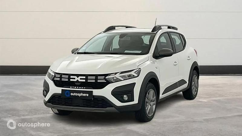 Blanc Utilisé 2023 Dacia Sandero Expression Berline | 16 490 € (Prix juste) - Image 1/4