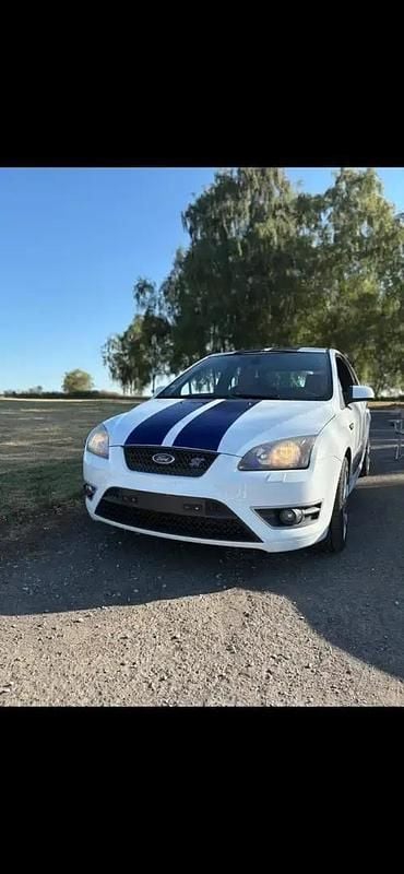 Utilisé 2008 Ford Focus ST Berline | 10 000 € (Prix juste) - Image 1/4