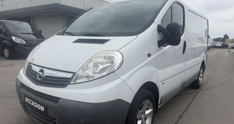 Blanc Utilisé 2013 Opel Vivaro Van | 7 990 € - Image 1/4