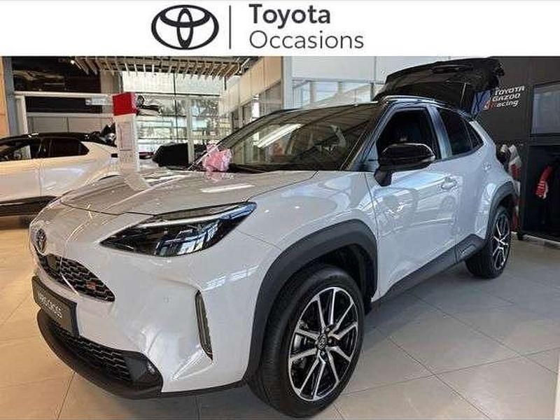 Occasion 2025 Toyota Yaris Hybrid Sport | 31 290 € (Prix assez cher) - Image 1/1