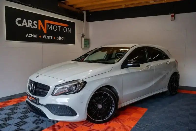 Blanc Utilisé 2015 Mercedes A200 AMG Berline | 17 990 € (Prix juste) - Image 1/4