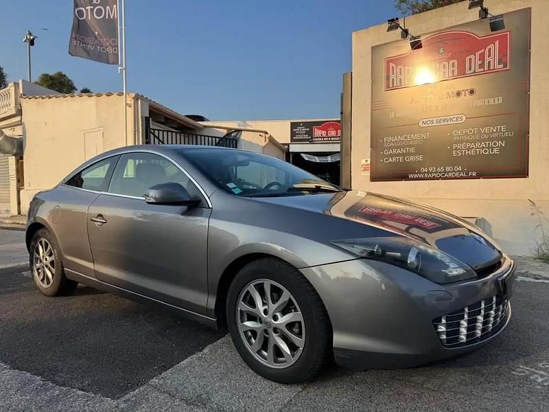 Gris Utilisé 2015 Renault Laguna Coupé Zen Coupé | 7 990 € - Image 1/2