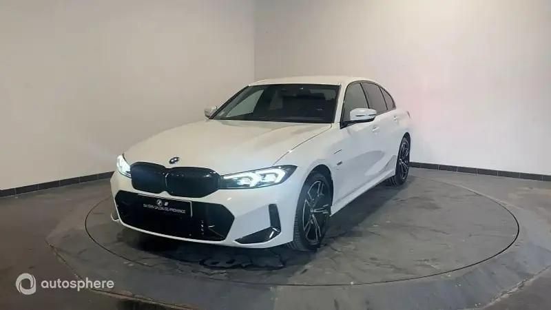 Utilisé 2023 BMW 320e M Sport Berline | 39 900 € (Prix cher) - Image 1/4