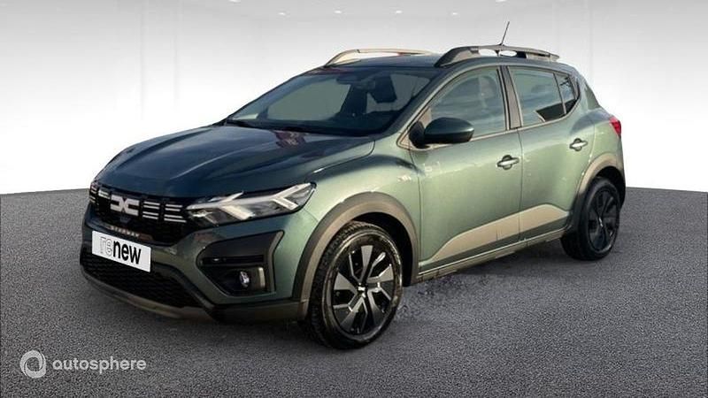 Vert Utilisé 2024 Dacia Sandero Expression Berline | 16 490 € (Prix juste) - Image 1/4