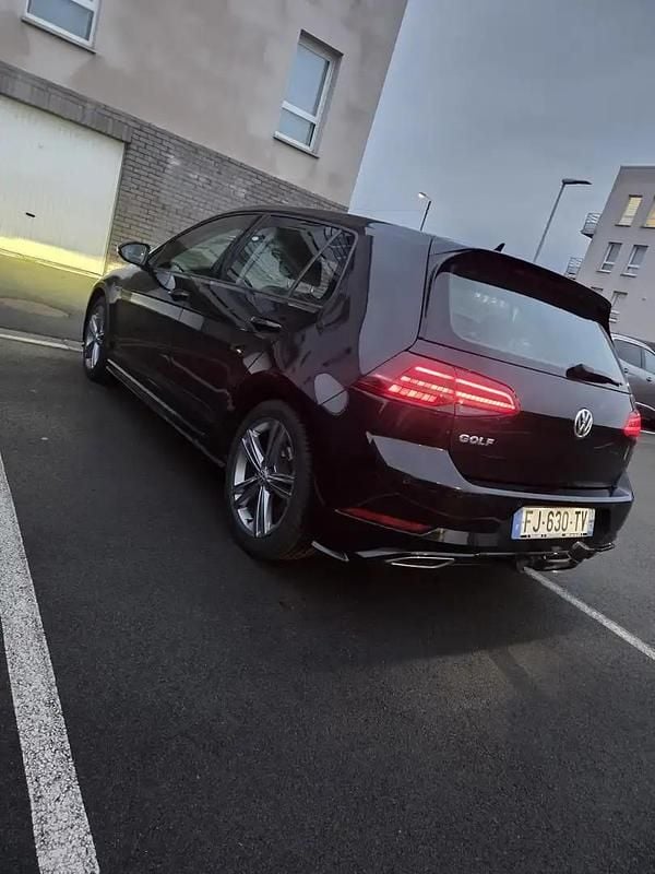Noir Occasion 2019 VW Golf Berline | 18 900 € (Prix juste) - Image 1/4