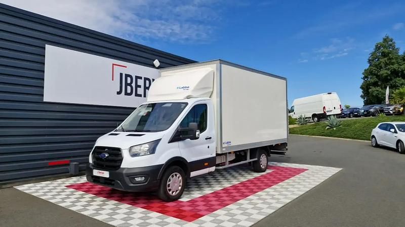 Blanc Utilisé 2022 Ford Transit Business Edition Van | 24 990 € (Prix juste) - Image 1/4