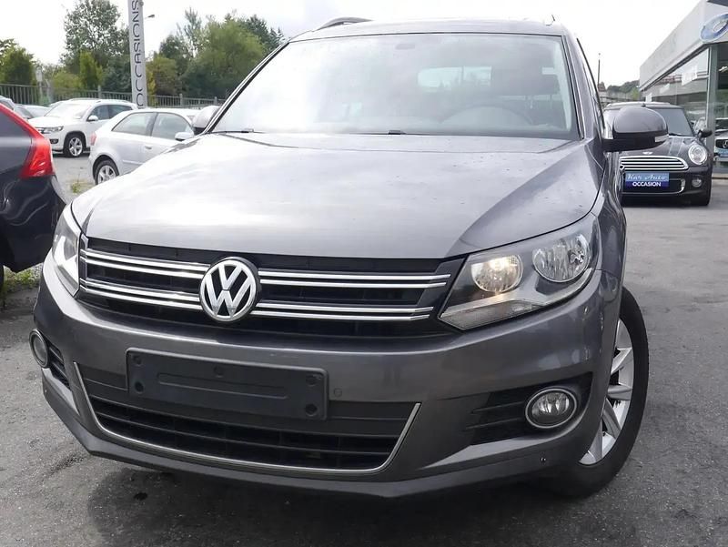 Gris Utilisé 2013 VW Tiguan Sportline SUV | 7 950 € (Prix juste) - Image 1/4