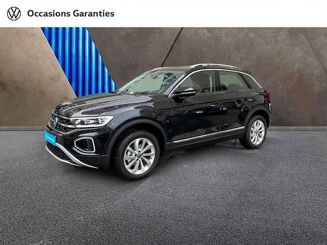 Utilisé 2025 VW T-Roc Style SUV | 32 990 € (Prix juste) - Image 1/4