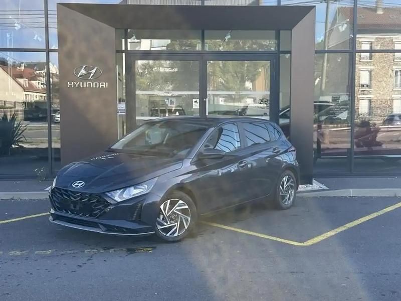 Gris Utilisé 2025 Hyundai i20 Berline | 20 990 € (Prix assez cher) - Image 1/4
