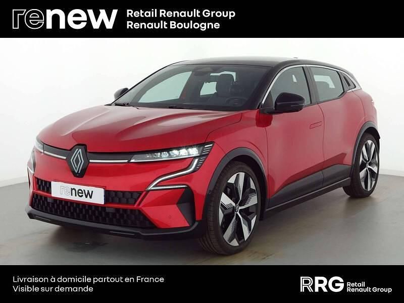 Rouge Occasion 2022 Renault Mégane Techno Berline | 24 990 € (Prix juste) - Image 1/4