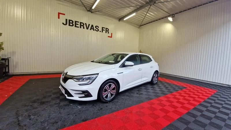 Blanc Utilisé 2023 Renault Mégane IV Evolution Berline | 18 590 € (Prix juste) - Image 1/4