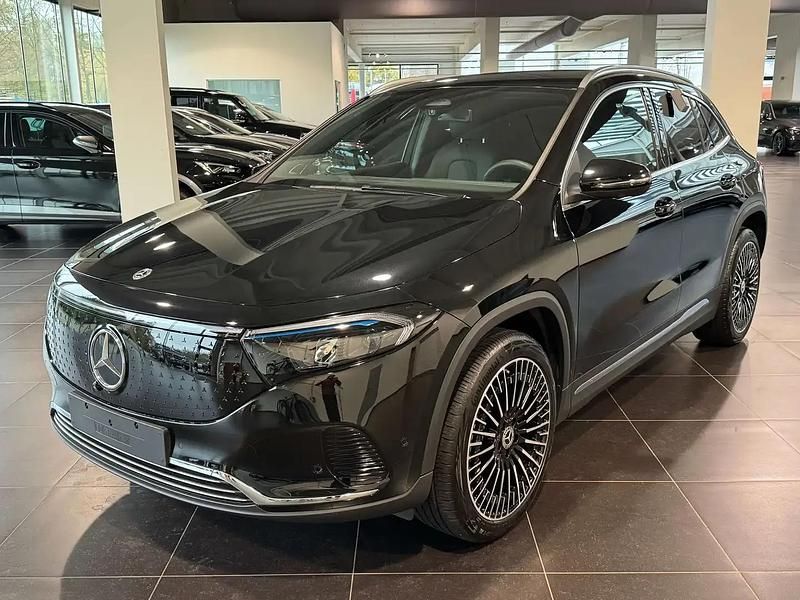 Noir Occasion 2024 Mercedes EQA300 Progressive SUV | 38 500 € (Prix juste) - Image 1/4
