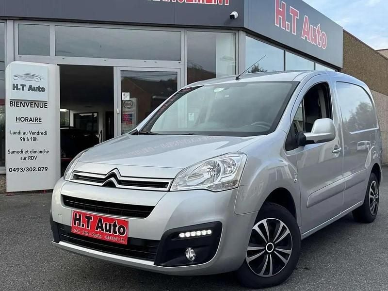 Gris Utilisé 2017 Citroën Berlingo Van | 10 999 € (Prix juste) - Image 1/4