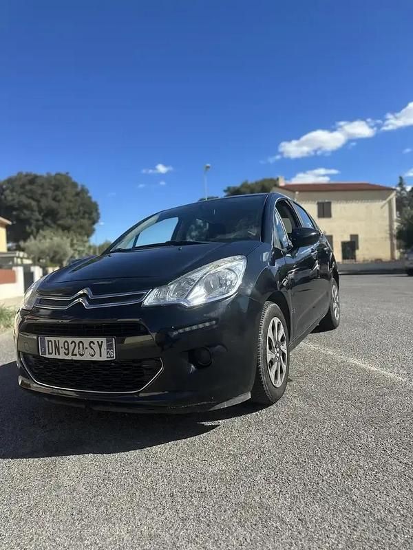 Utilisé 2015 Citroën C3 Attraction Citadine | 4 000 € (Prix juste) - Image 1/4