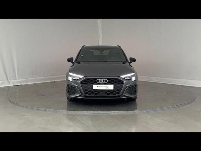 Occasion Audi A3 Sportback e-tron S-Line 150 ch (110 kW) 2021 Gris daytona nacré Citadine