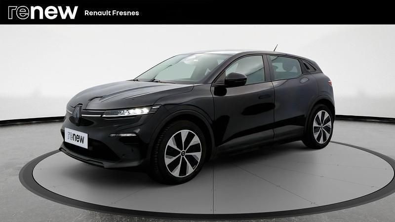 Noir Utilisé 2023 Renault Mégane Evolution Berline | 24 980 € (Prix juste) - Image 1/4