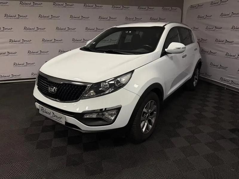 Blanc Occasion 2015 Kia Sportage Edition 7 SUV | 13 490 € (Super prix) - Image 1/4