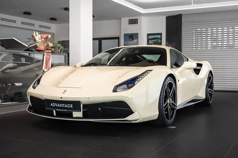 Blanc Utilisé 2019 Ferrari 488 Coupé | 259 990 € (Prix juste) - Image 1/4